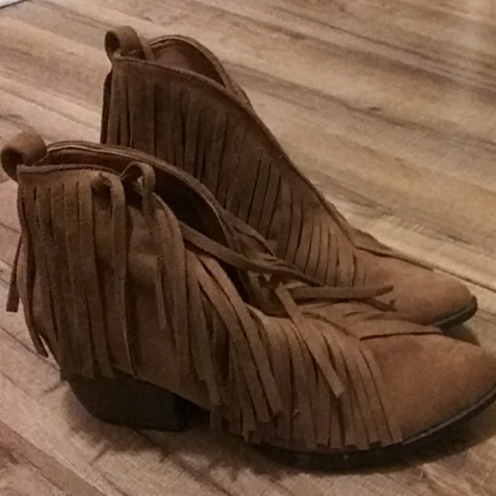 Coconuts By Matisse Fringe Booties